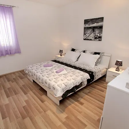 Villa House Anamarija *