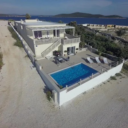 Villa House Anamarija *